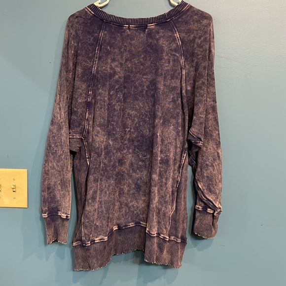 Zenana Acid Wash Blue Sweatshirt Pullover with Pockets size XL - Picture 6 of 7